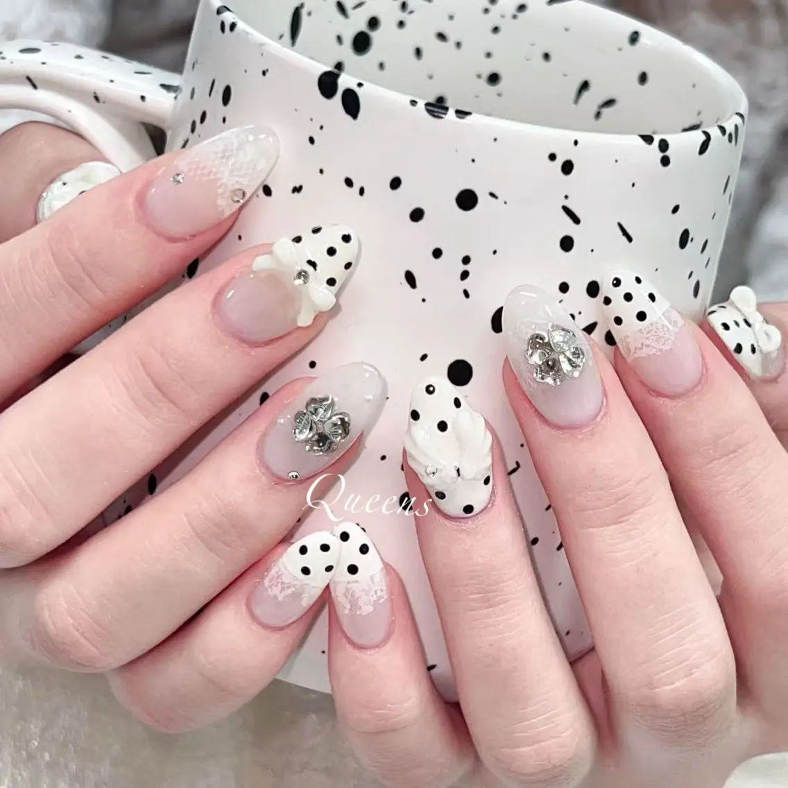 ネイル ハンドネイル Queens マオのネイルデザイン