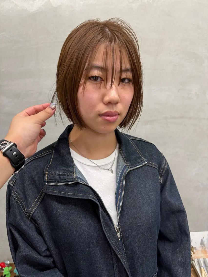 ショート カラー カット ヘアカラー サカモト ナオミのヘアスタイル