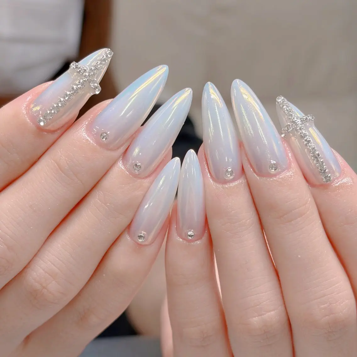 ネイル オーロラネイル ハンドネイル FLY Nail 梅田店のネイルデザイン