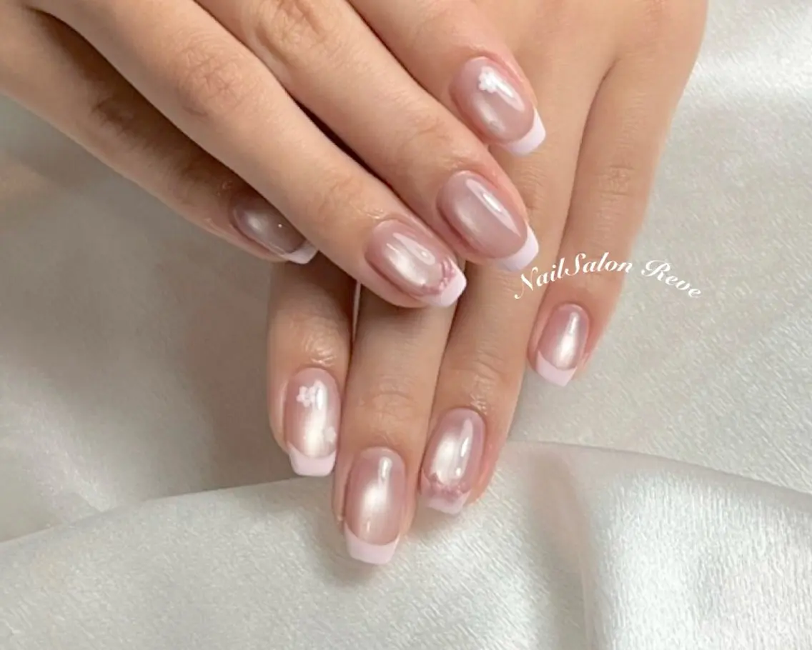 ネイル アートネイル フレンチネイル マグネットネイル 持ち込み スカルプネイル ハンドネイル NailSalon Reveのネイルデザイン