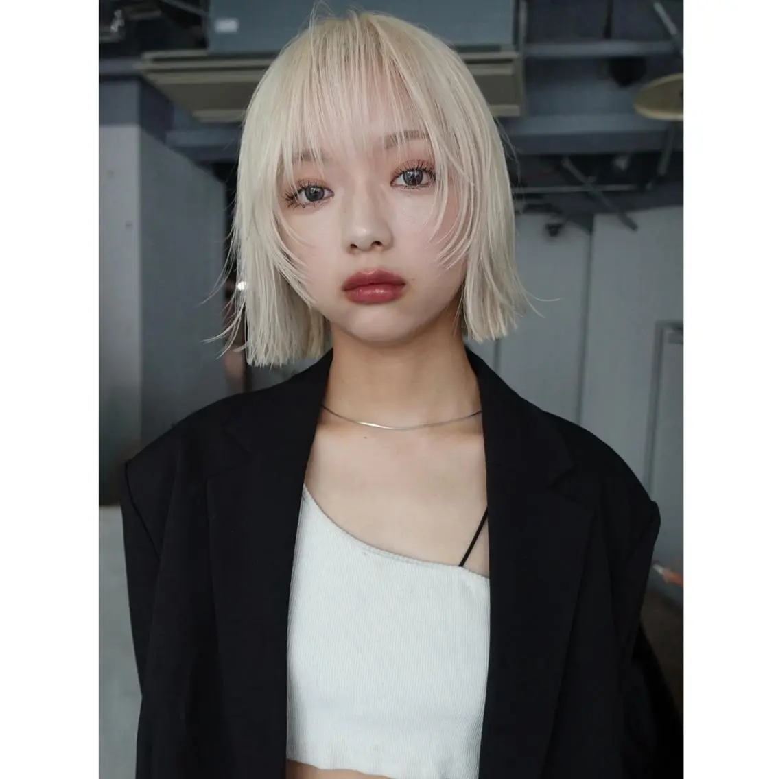ミディアム カラー ボブレイヤー ブリーチ ボブ 韓国風ヘア レイヤーカット カット ヘアカラー トリートメント ITbyALBUM 下北沢店のヘアスタイル