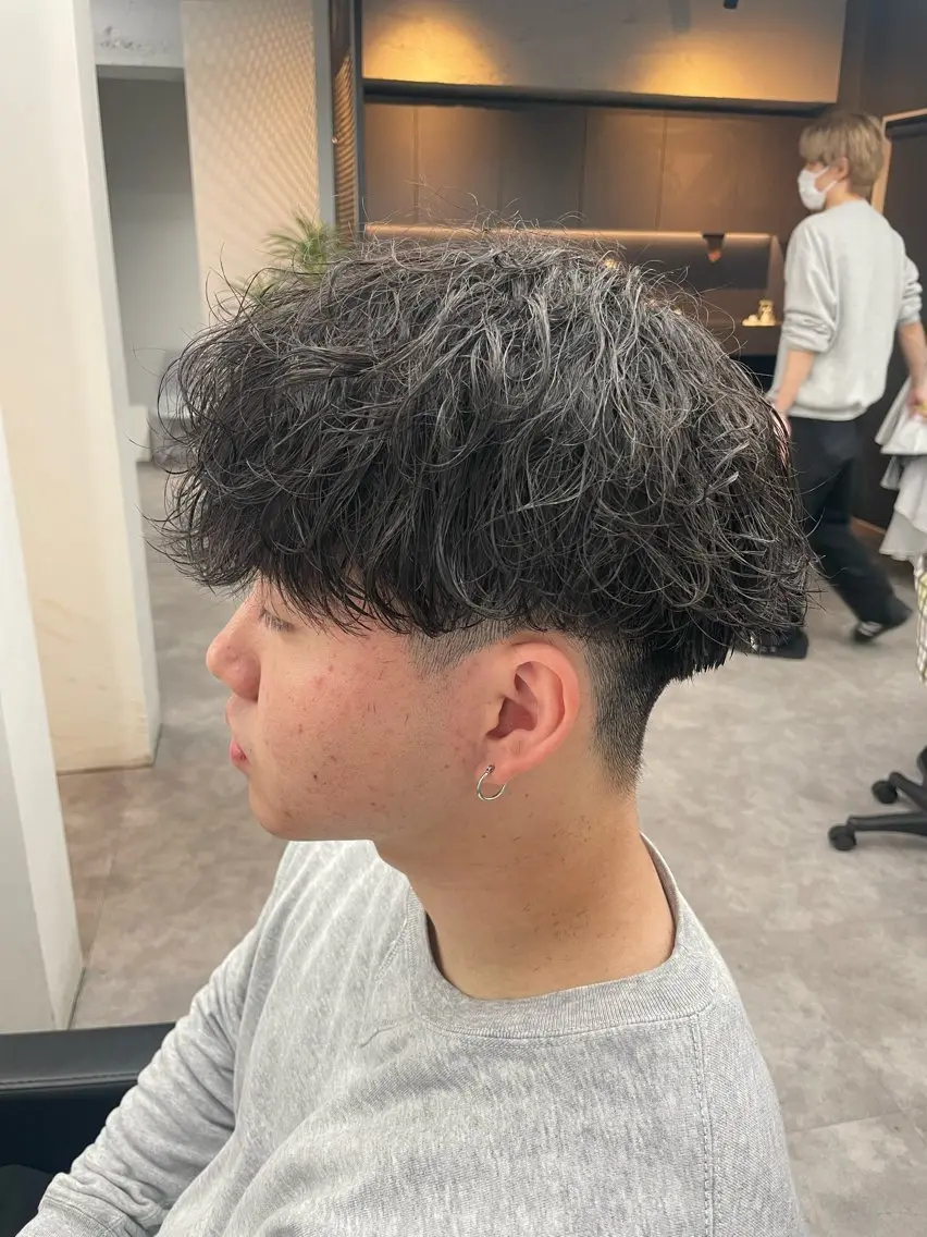ショート パーマ メンズ カット パーマ 社会人向けパーマ 北千住No.1林和輝のヘアスタイル