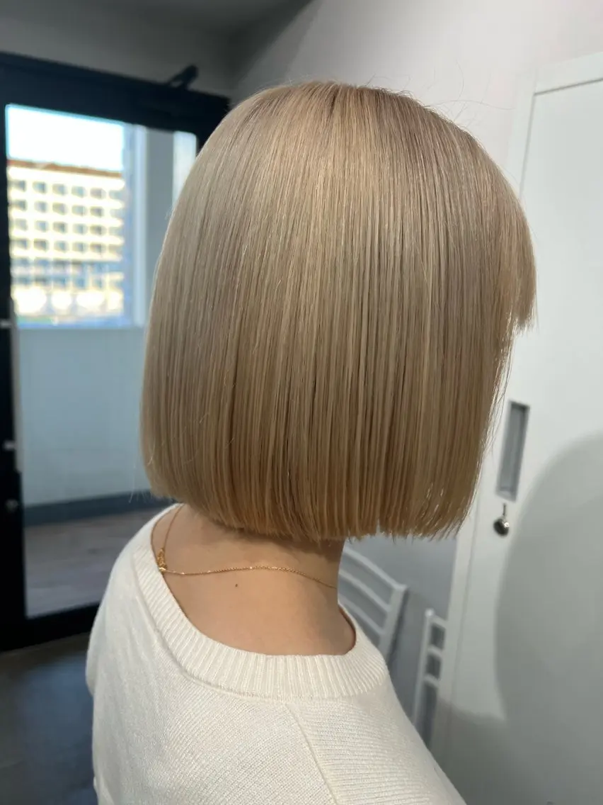カラー ハイトーンカラー カット ヘアカラー トリートメント 透明感/ダブルカラー 🦋TOMOKA🦋のヘアスタイル