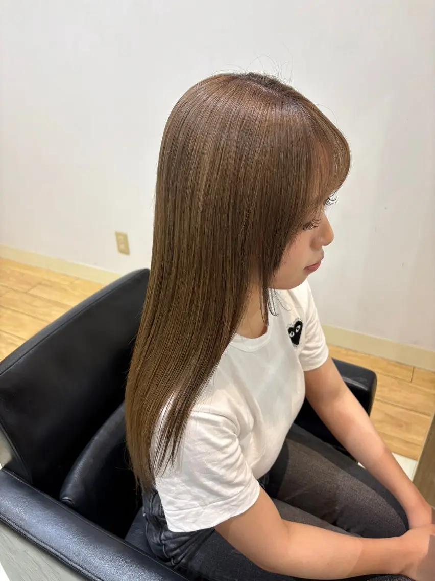 ロング カラー ベージュカラー 透明感カラー ミルクティーベージュ ヘアカラー 水江 基のヘアスタイル