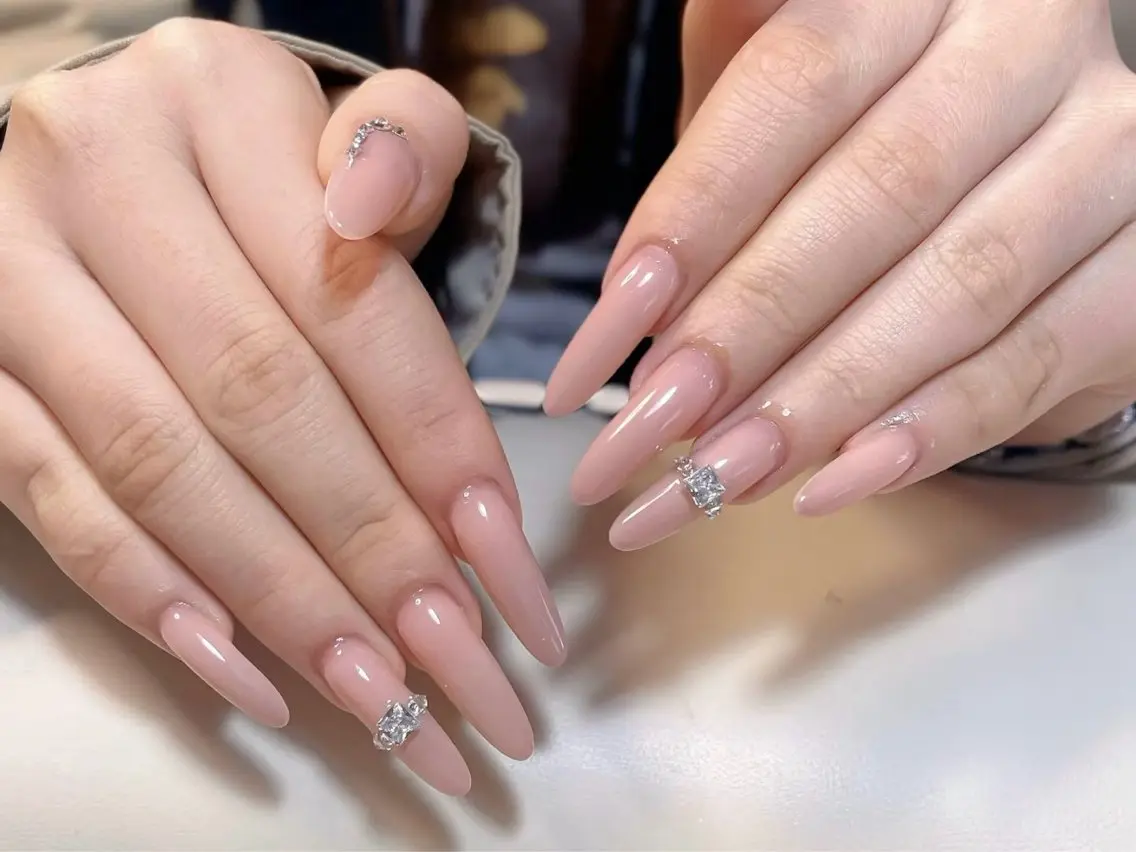 ネイル Lena Sakai nailのネイルデザイン