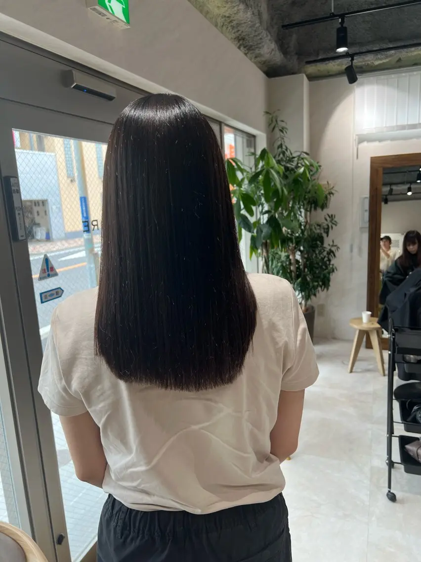 セミロング セミロングパーマ 切りっぱなしロブ カット ヘアカラー 縮毛矯正 トリートメント 艶ボブ🤎ボブパーマ 透明感カラー\メンズのヘアスタイル