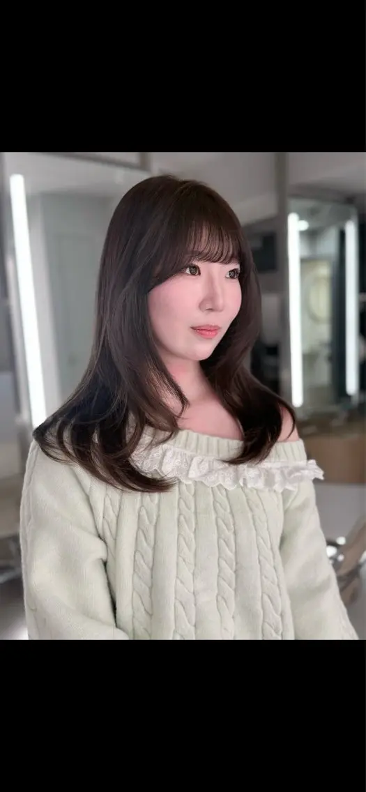 ロング ayu omochaのヘアスタイル