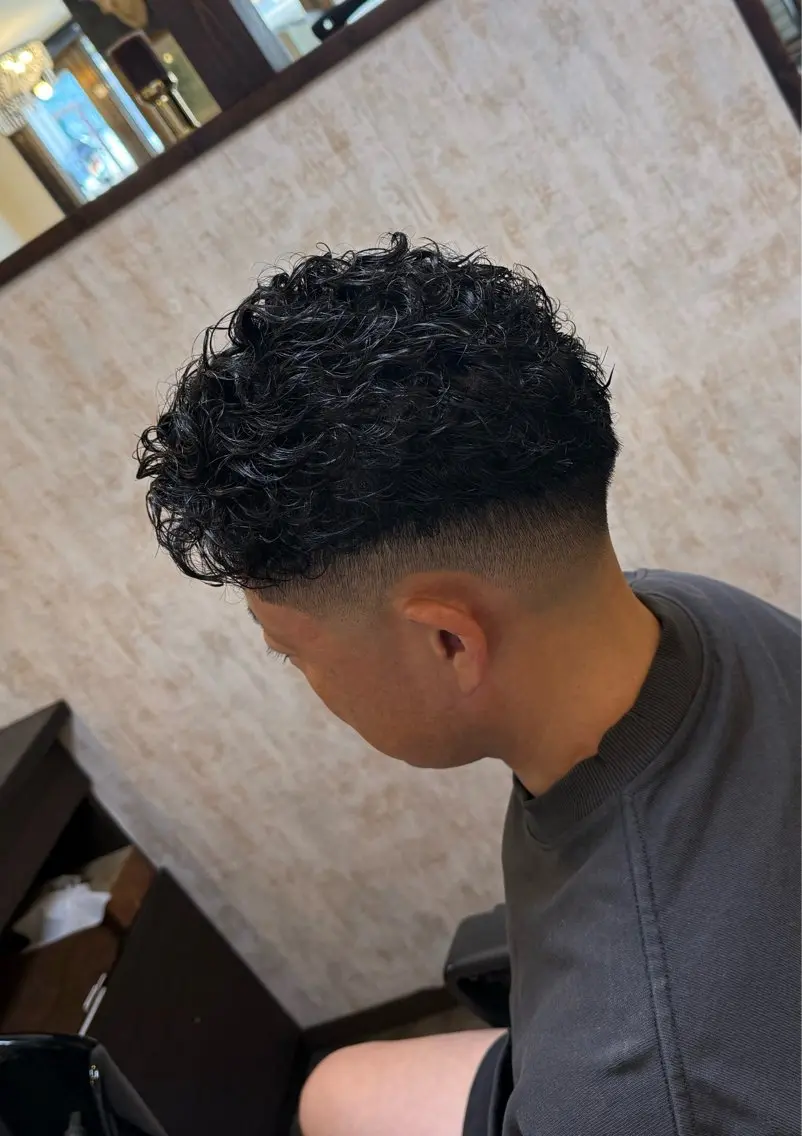 ショート メンズ フェードカット カット 橋本 羽玖のヘアスタイル