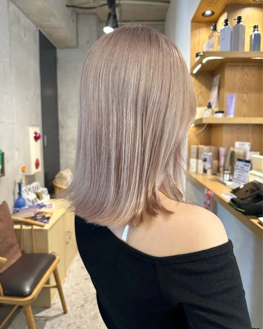 ミディアム ヘアカラー ︎🤎W color MIYU‎🤎のヘアスタイル