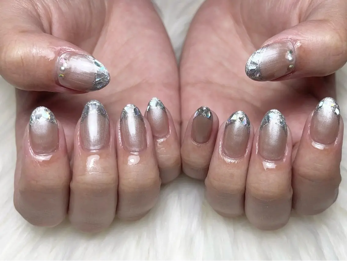 ネイル フレンチネイル ガラスフレンチ Rs nail 新宿西口のネイルデザイン
