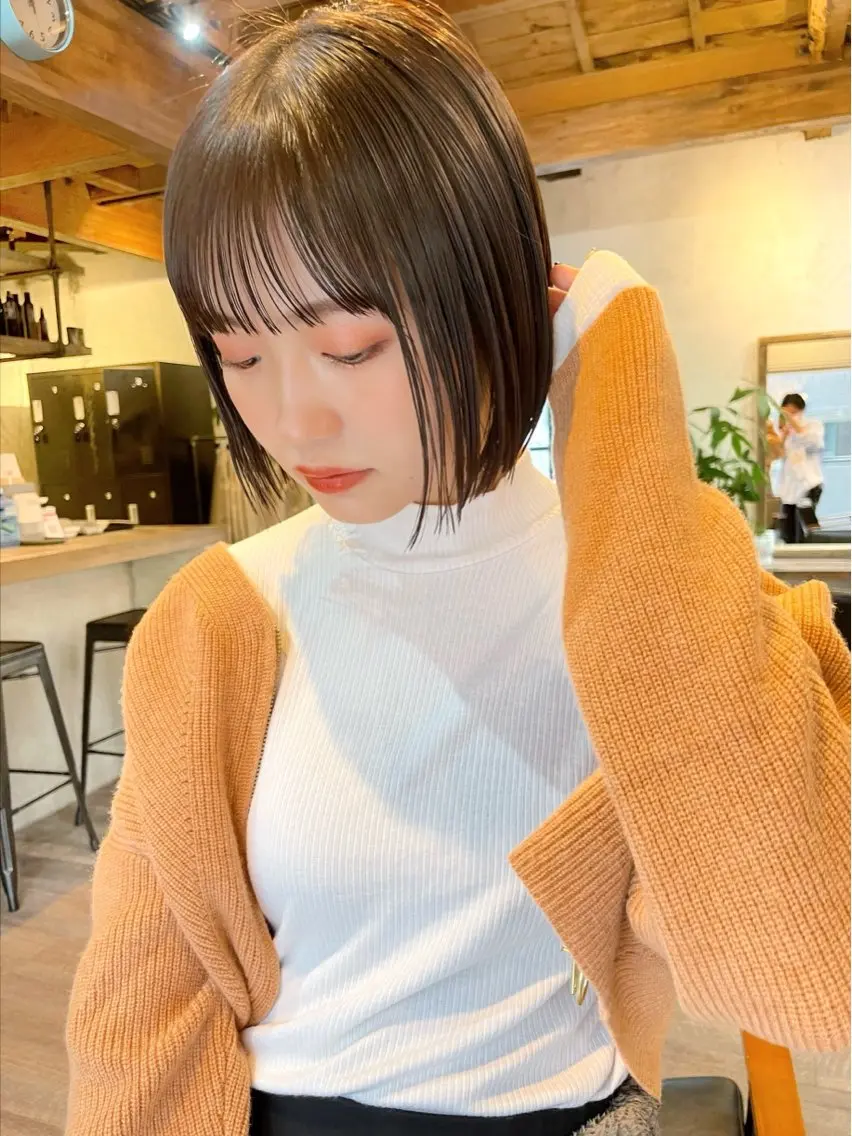 ショート カラー パーマ ボブ 結べるレイヤーボブ くびれLady表参道のヘアスタイル