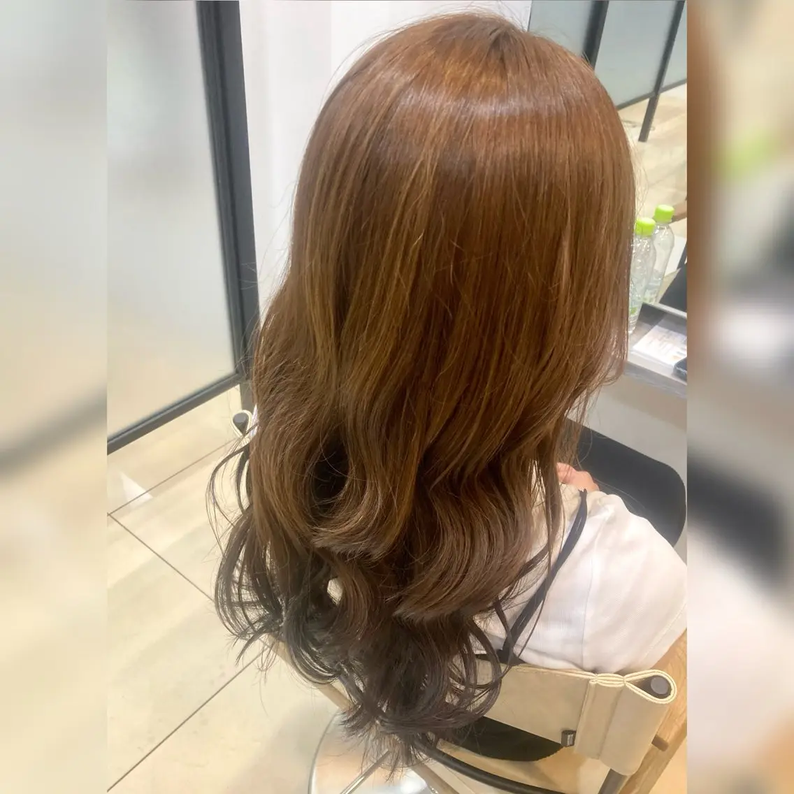 ロング カラー ベージュカラー ダブルカラー グラデーションカラー グレージュ LiTA. はません 太田 瑠花のヘアスタイル