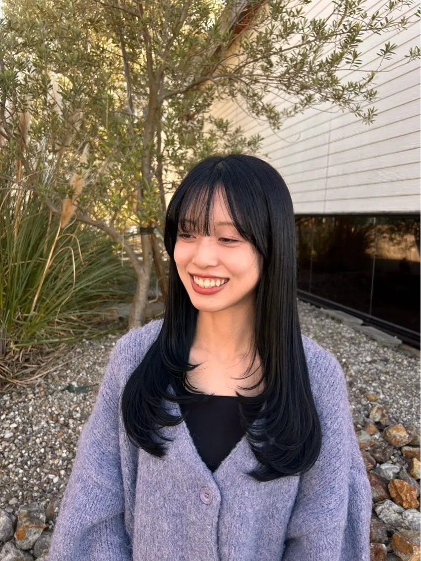 ロング レイヤーカット カット 村松 麻菜のヘアスタイル