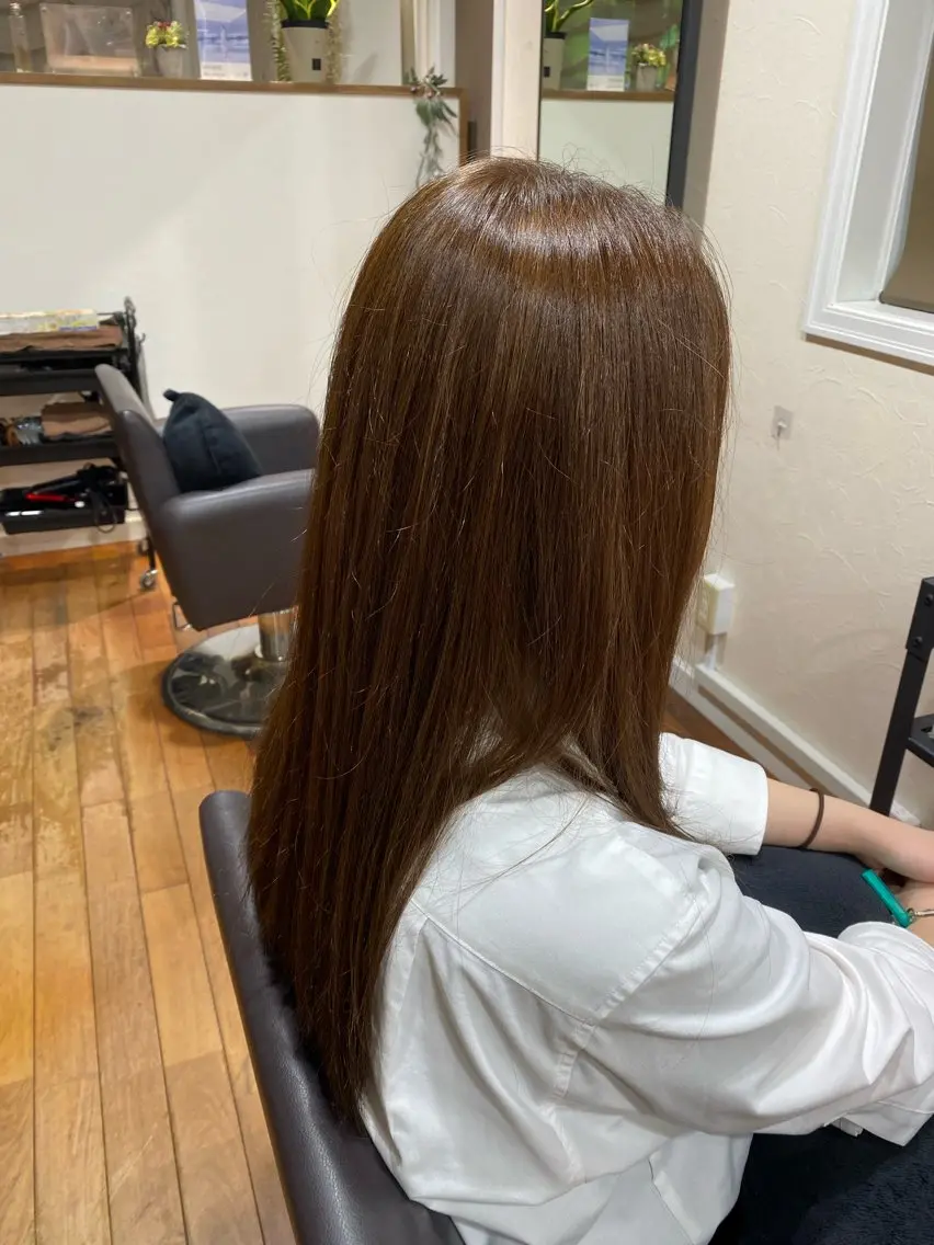 ロング カラー ベージュカラー ブラウンカラー ヘアカラー 髙﨑 優翔のヘアスタイル