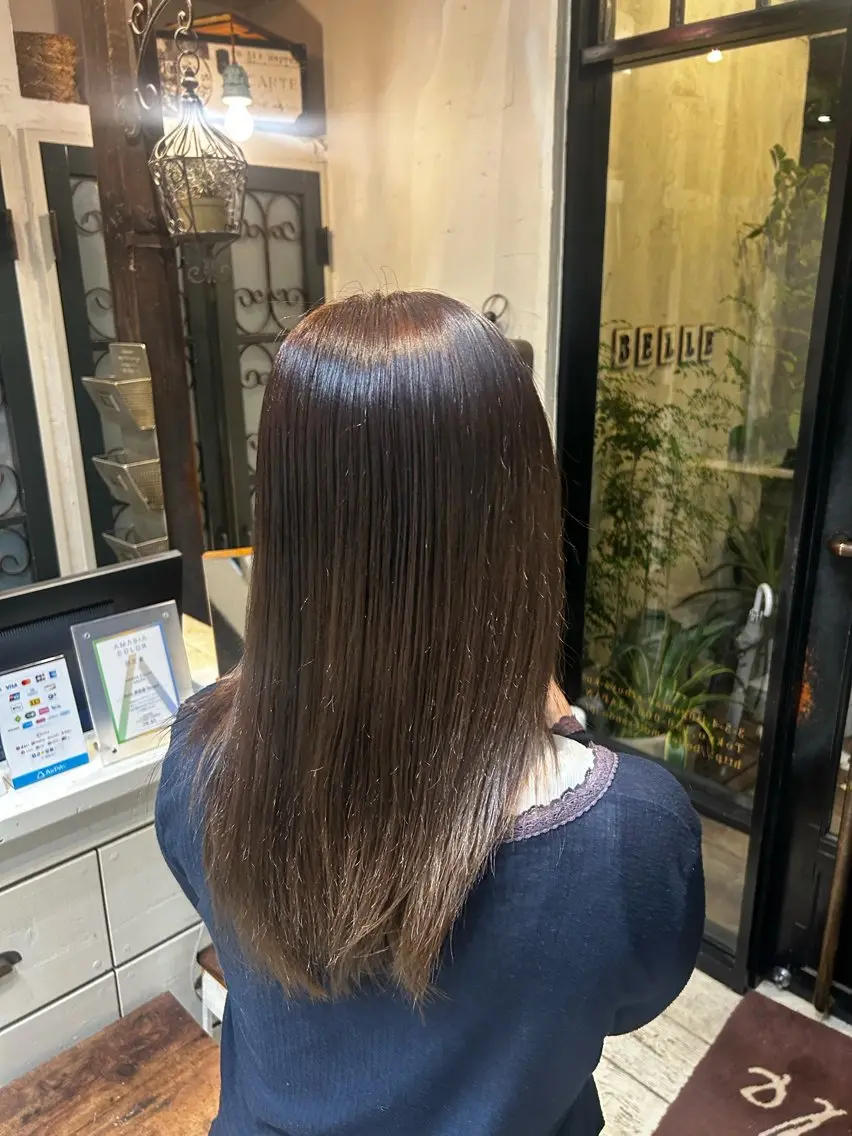 ロング トリートメント 坂井 俊のヘアスタイル