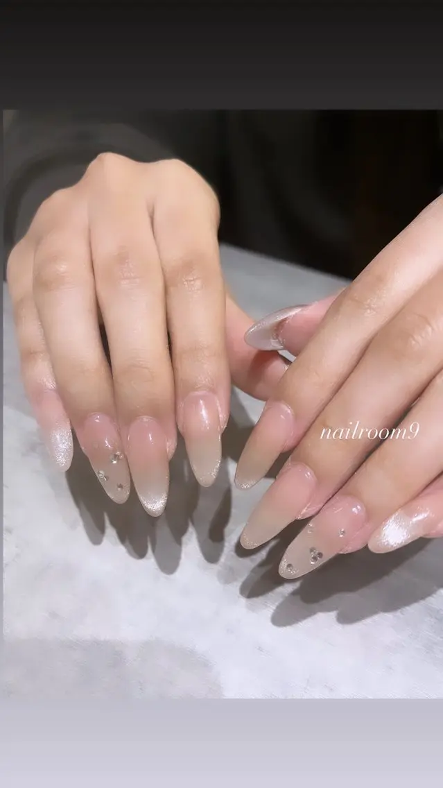 ネイル マグネットネイル ハンドネイル nail room9 ☺︎のネイルデザイン