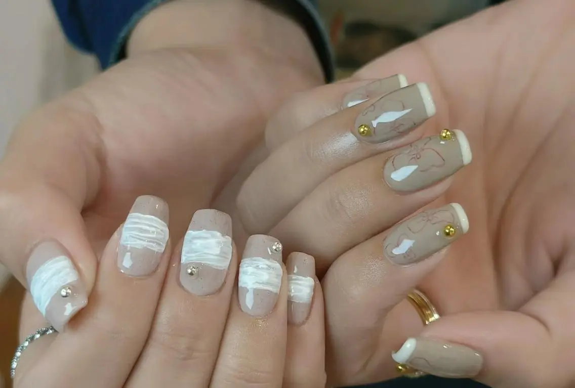 ネイル ハンドネイル 🎀 Ayaka_nailのネイルデザイン