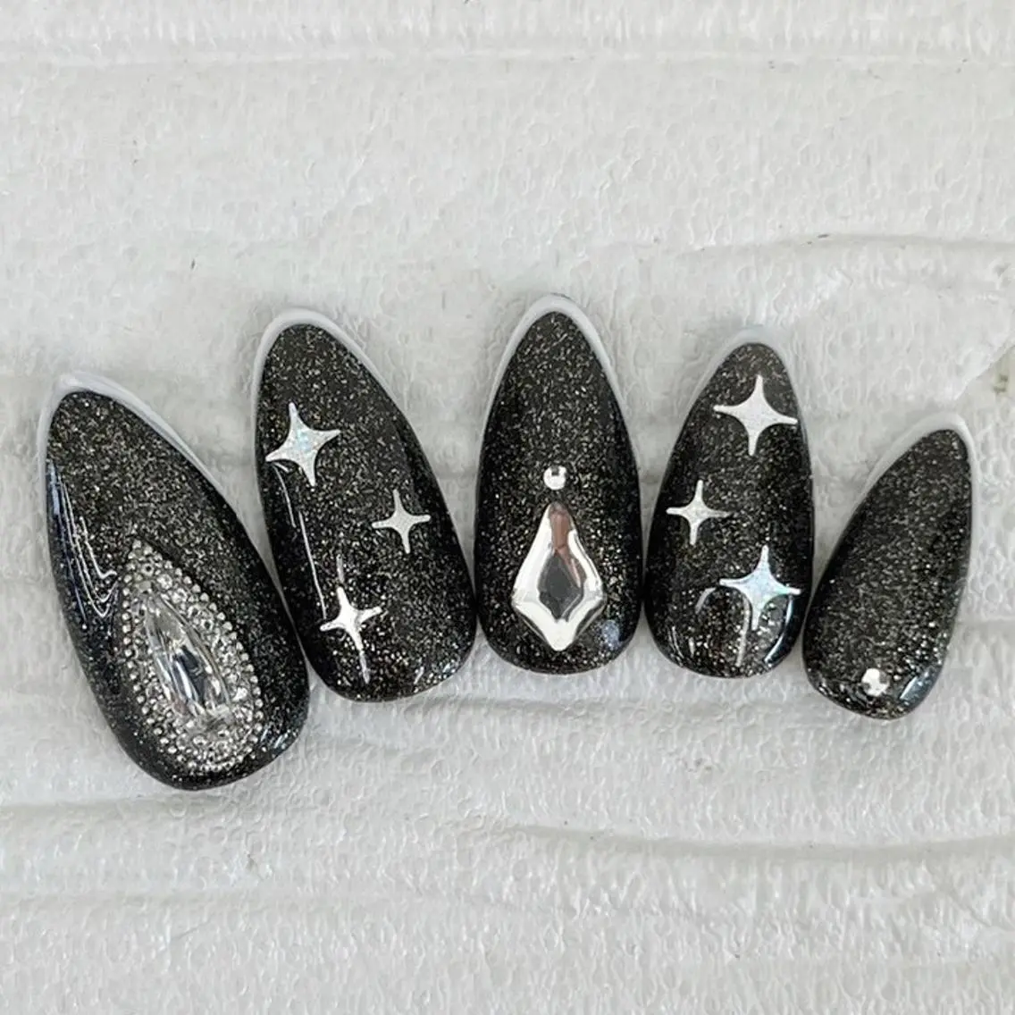ネイル Nail salon Honey Beeのネイルデザイン
