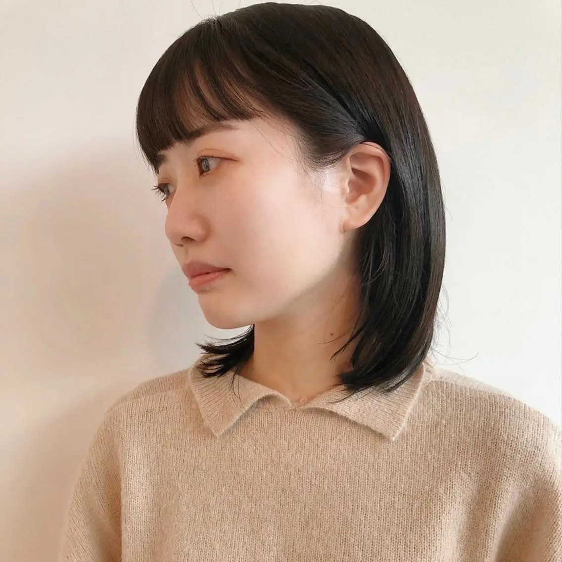 ミディアム カラー ボブ カット ヘアカラー トリートメント 角田 翔太郎のヘアスタイル