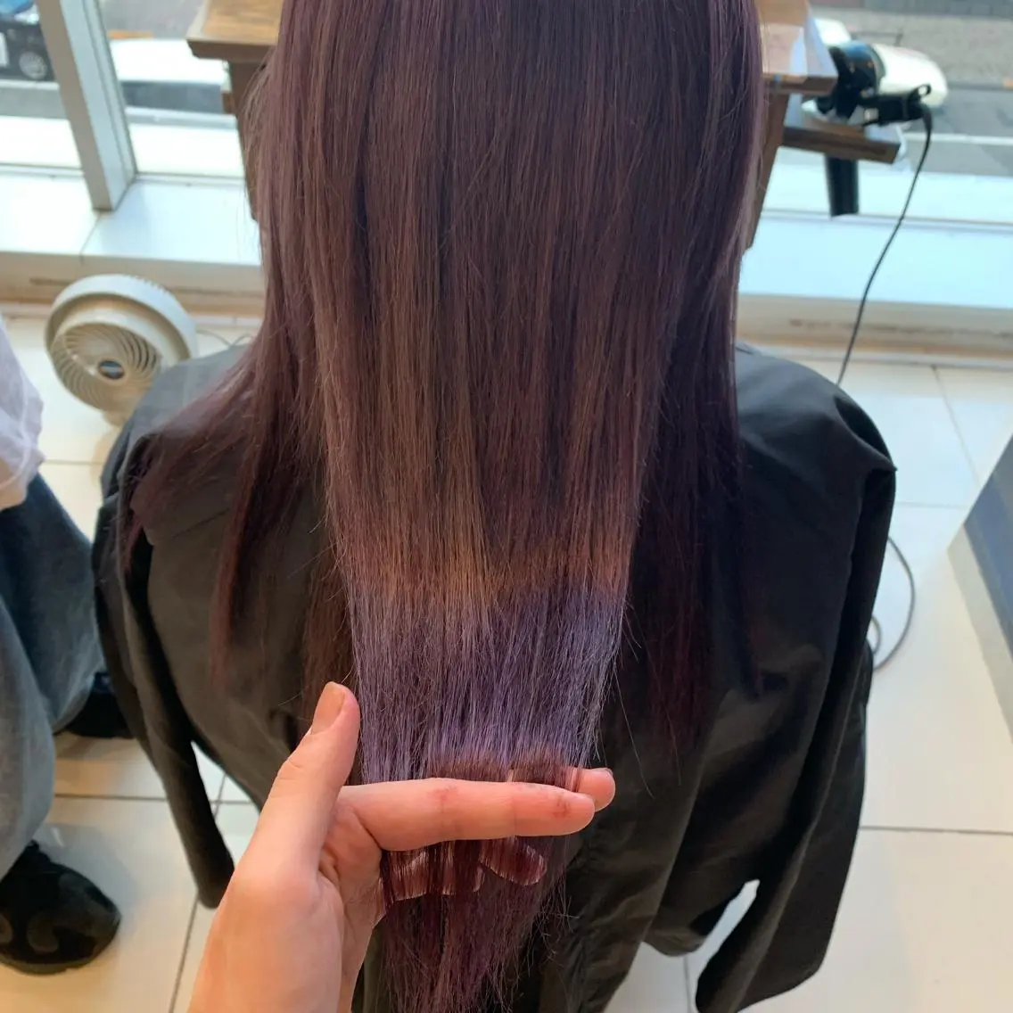 カラー 天野 利咲のヘアスタイル