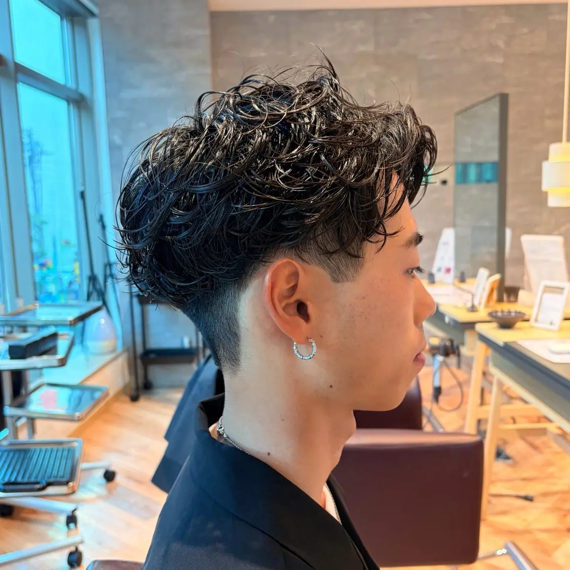 パーマ メンズ メンズパーマ カット パーマ Yamada Ami🪐のヘアスタイル