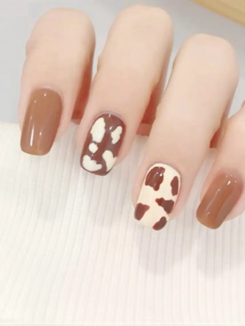 ネイル ハンドネイル H3 Nail Tsuki🦋💙のネイルデザイン
