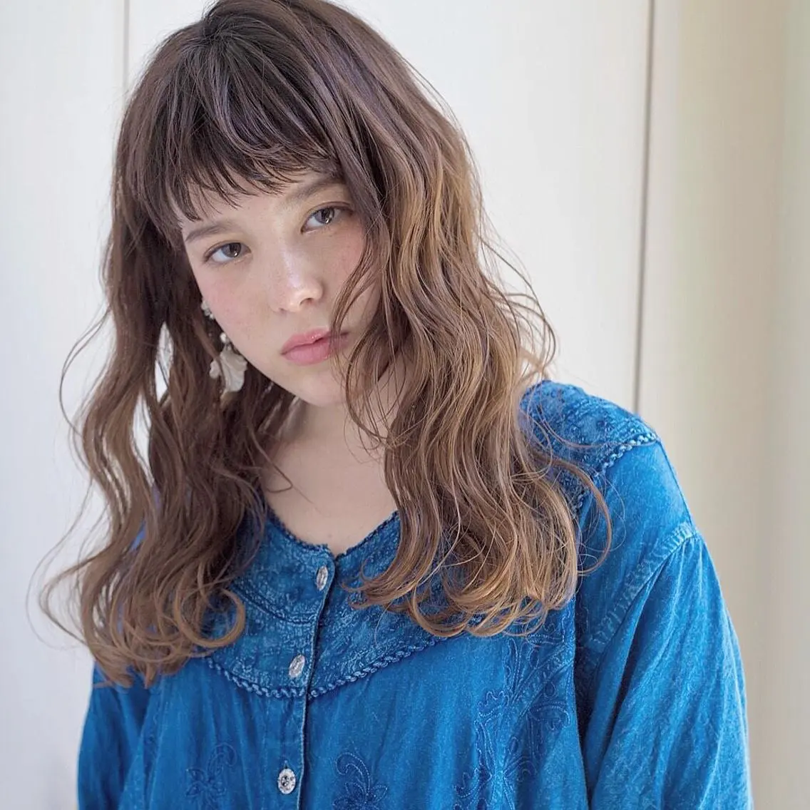 ロング 顔周りカット 伊 杏のヘアスタイル