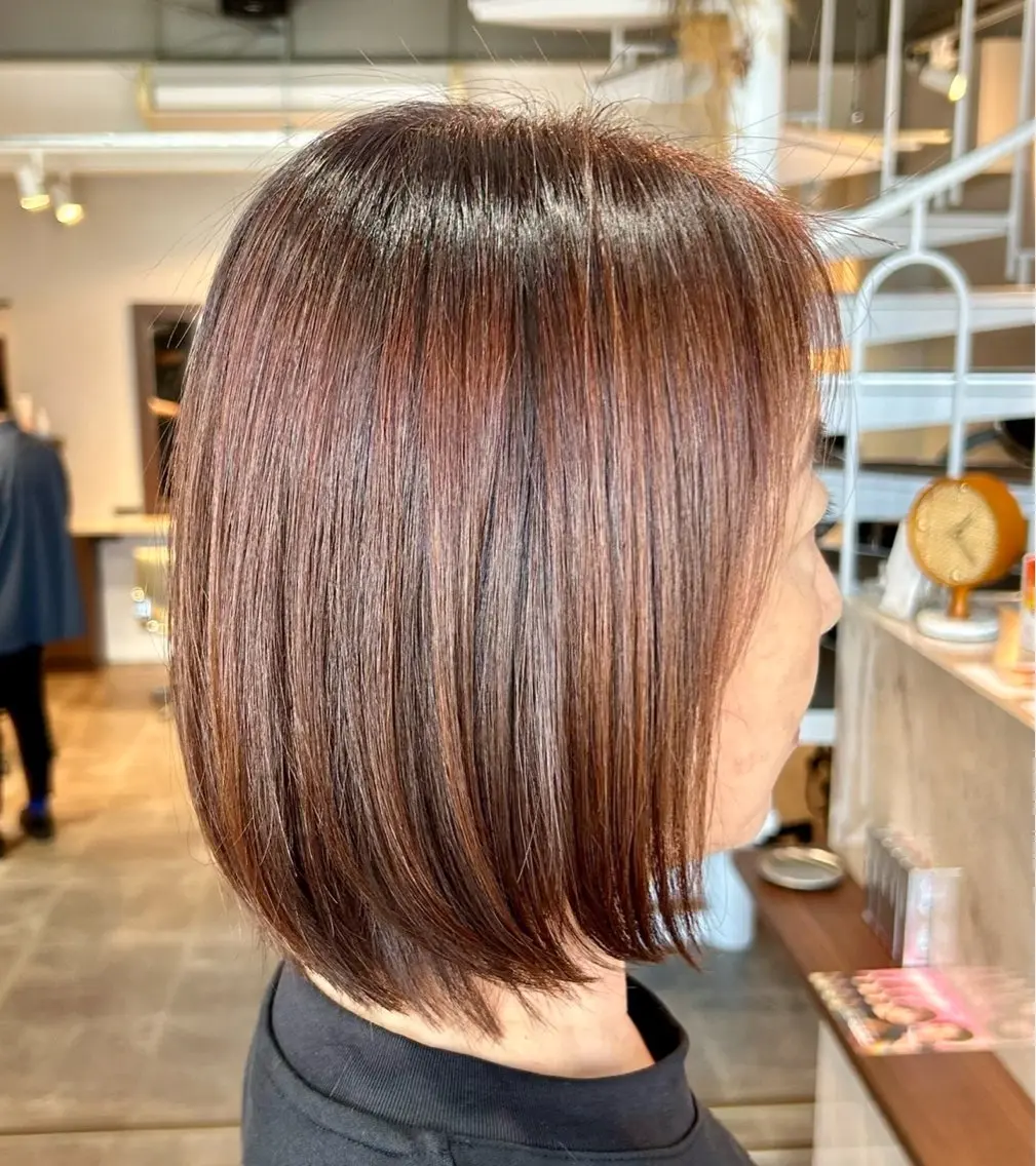ミディアム 襟川 彩奈のヘアスタイル