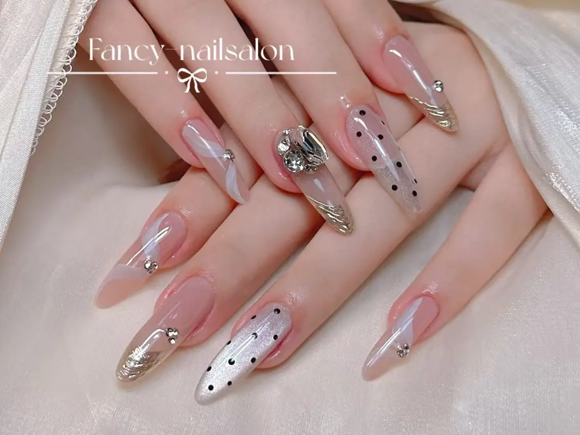ネイル Fancy nail salonのネイルデザイン