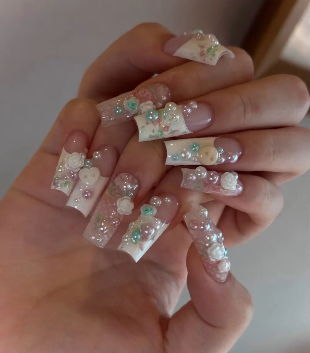 ネイル ハンドネイル ハンドケア Mika Nails 心斎橋のネイルデザイン