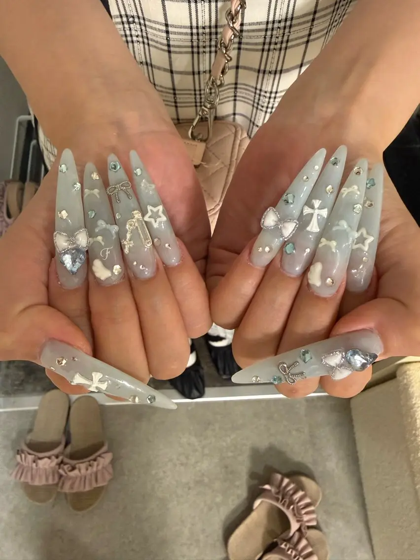 ネイル 成人式 韓国ネイル オフィスネイル cat‘s nail🐈⬛のネイルデザイン