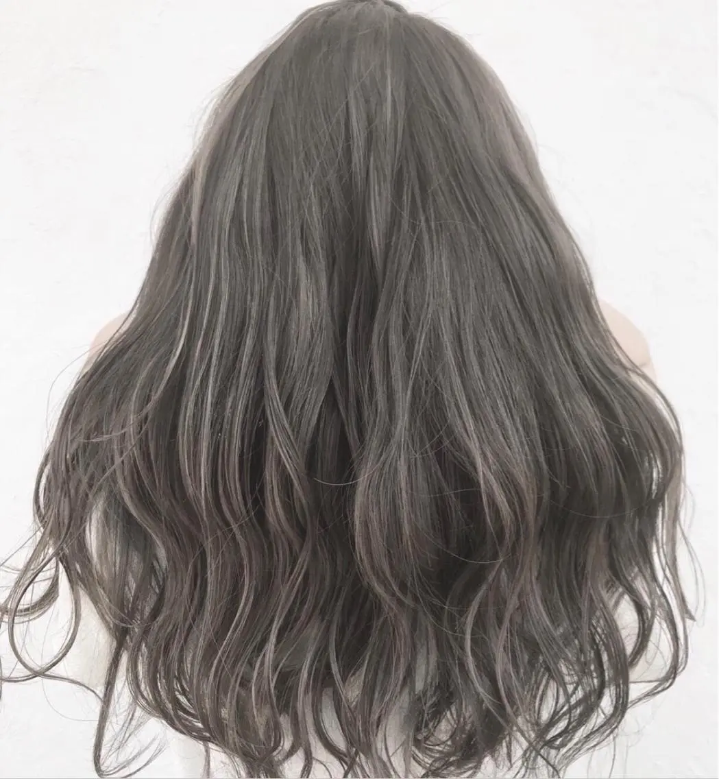 ロング カラー アッシュ ベージュカラー ケアに特化したサロン shinzaのヘアスタイル