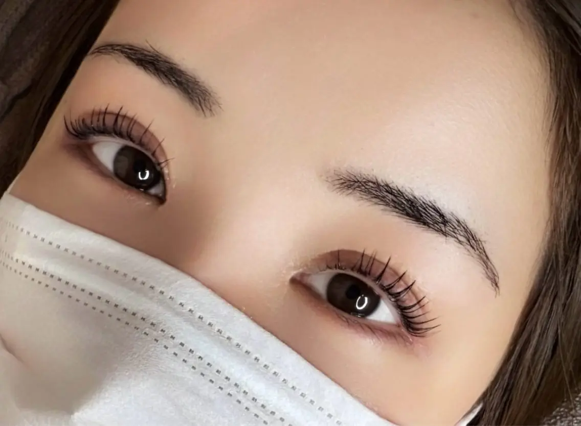 【すっぴんでも盛れる👀】マスカラパーマ✨ティント付きで時短メイク♪の写真