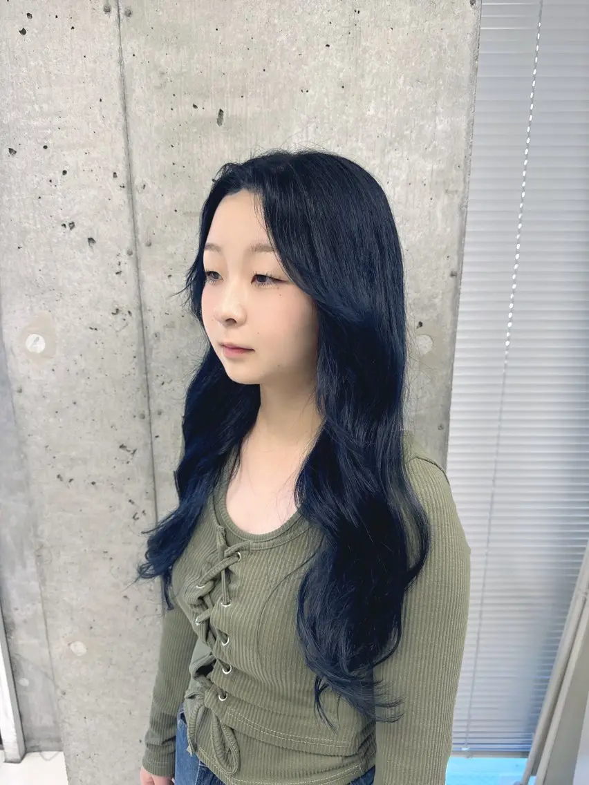 ロング Mana/似合わせ レイヤー/ウルフのヘアスタイル