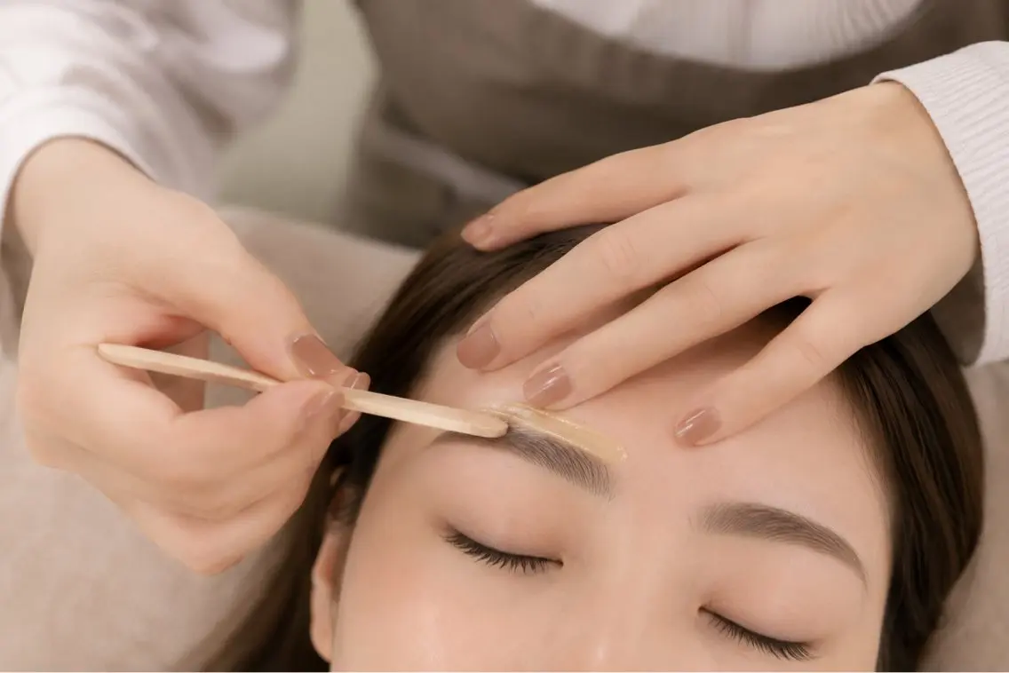 アイブロウ ワックス脱毛 眉カット その他(アイブロウ) さやかGlow-up Beauty 丸の内の眉毛・アイブロウイメージ