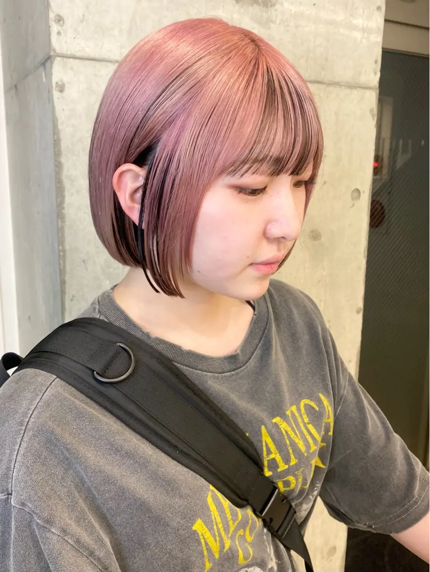 ミディアム ツヤ髪ミルクティー ベージュ🪽/三藤のヘアスタイル
