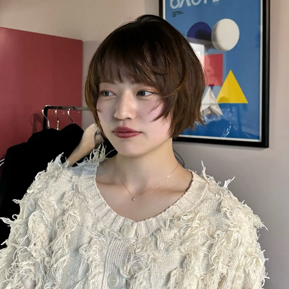 ショート カラー カット ヘアカラー トリートメント レイヤー/ハッシュ /デザインカラーのヘアスタイル