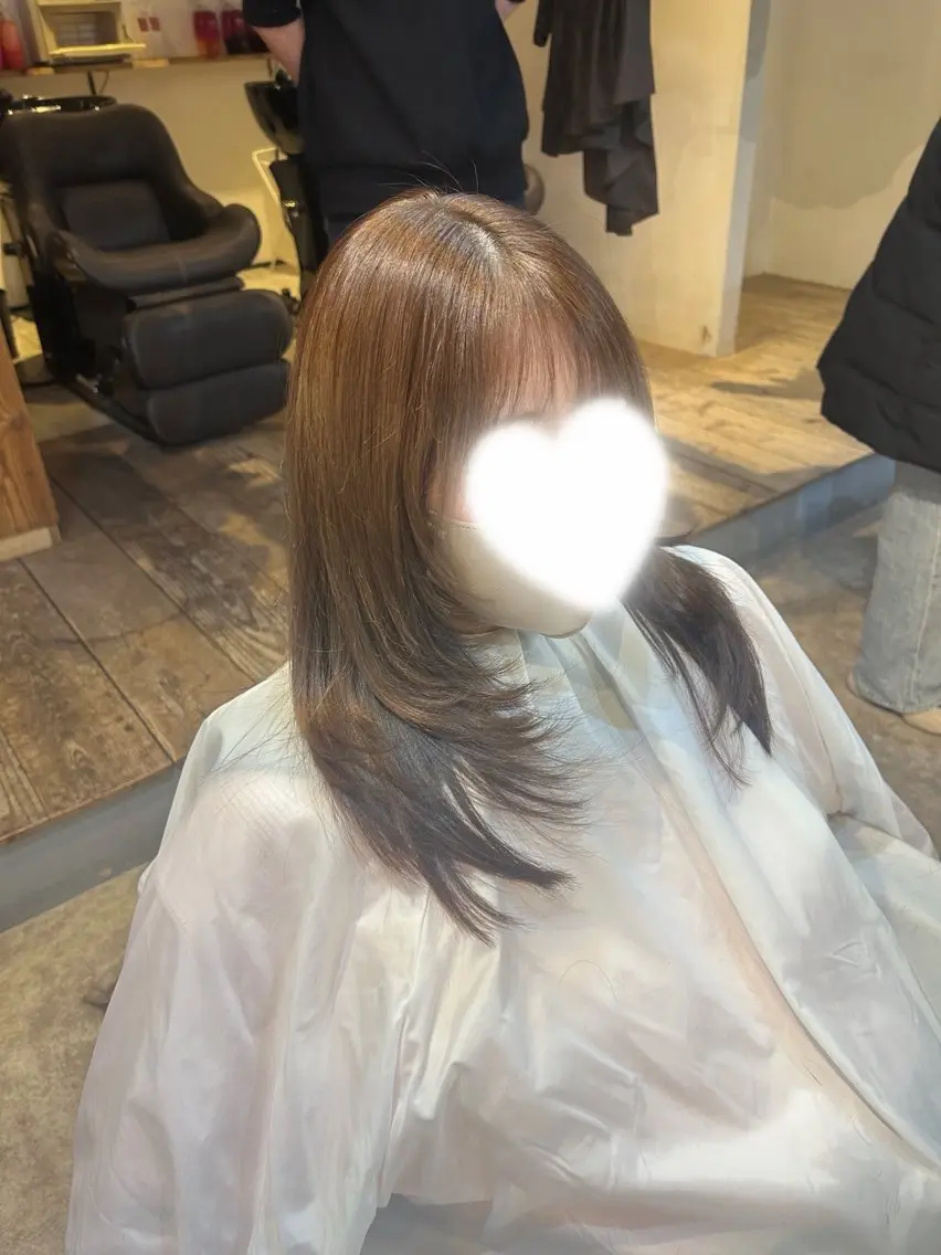 セミロング レイヤーカット カット 田口 未侑のヘアスタイル