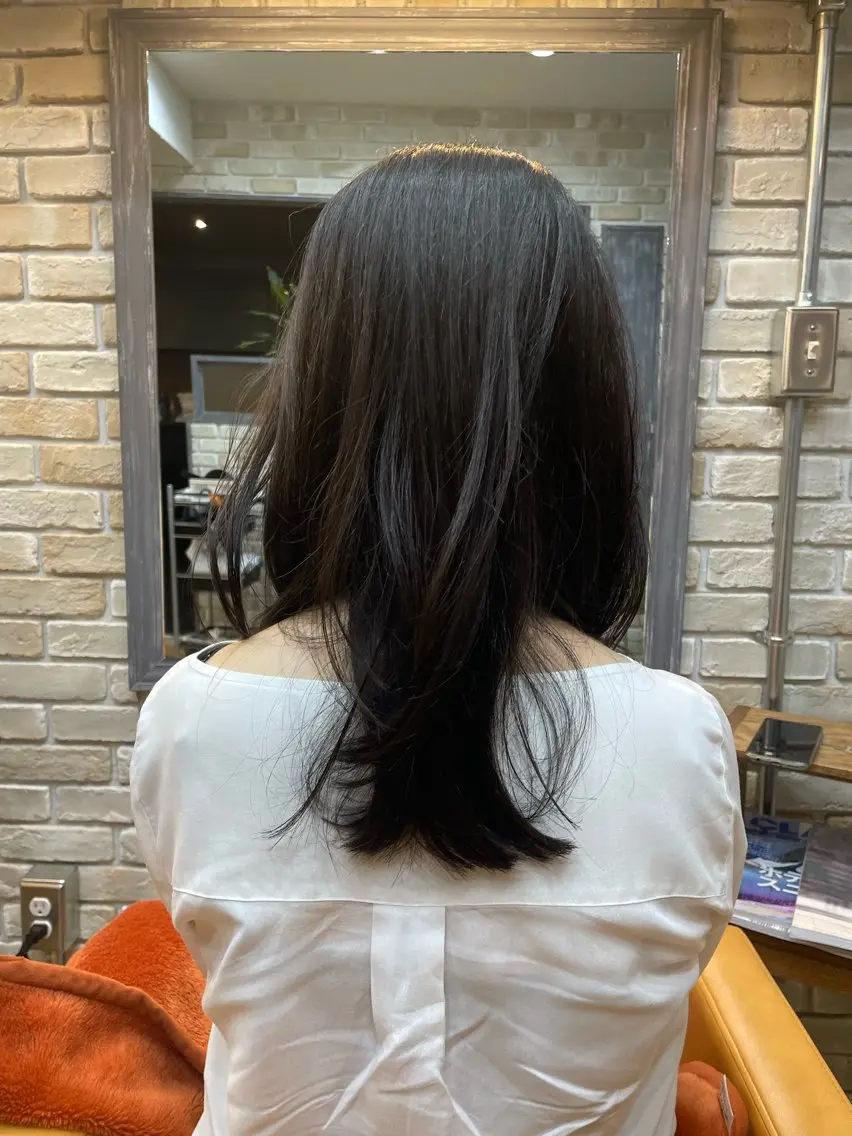 セミロング レイヤースタイル⭐️ 村上のヘアスタイル