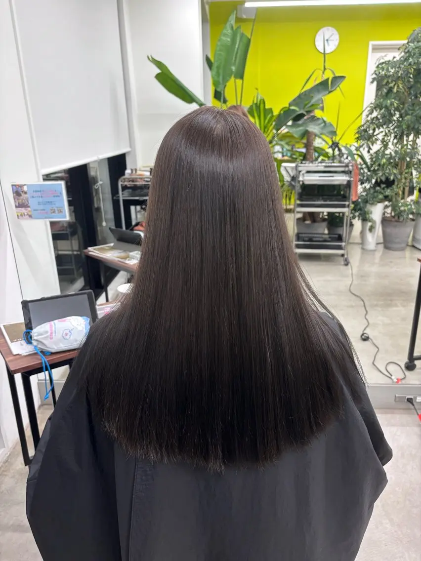 ロング カラー 鈴木 ちさきのヘアスタイル