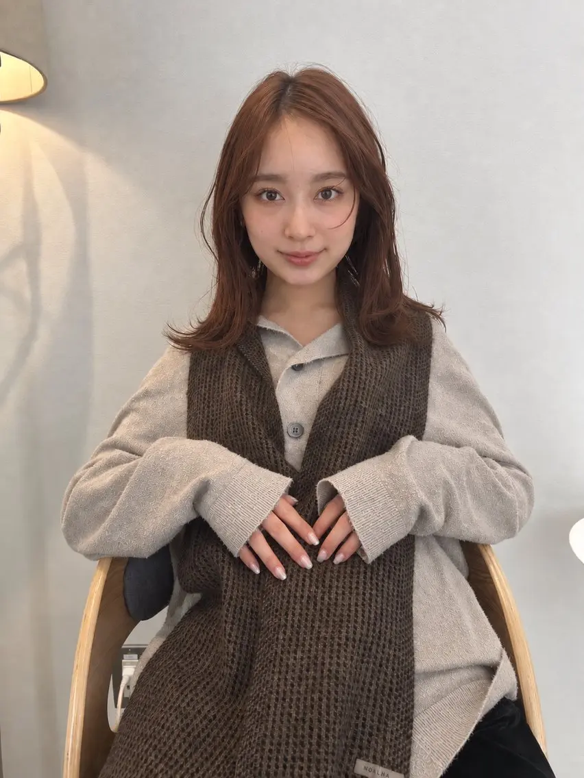 セミロング ヘアカラー トリートメント オリーブカラー🦖⌇ EKUNA🌿のヘアスタイル