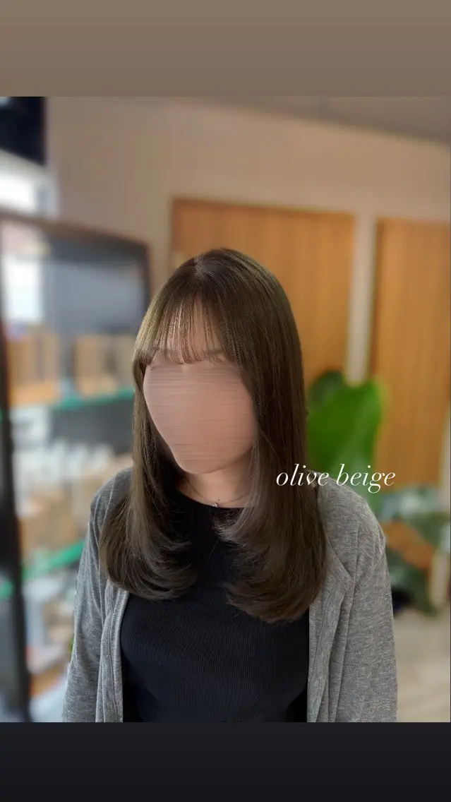 セミロング ヘアカラー arika になのヘアスタイル
