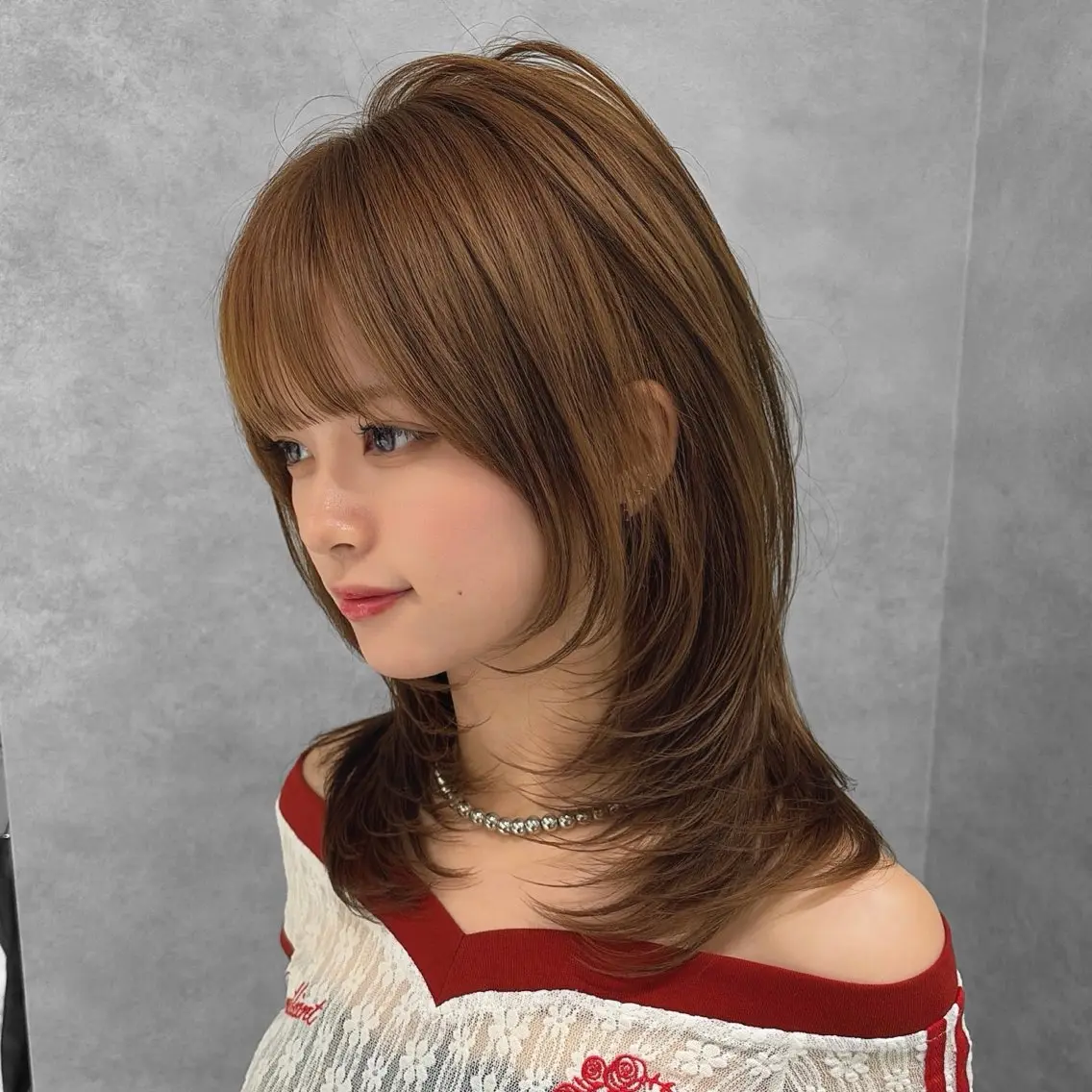 ミディアム ハッシュカット レイヤーカット カット ヘアカラー 🥇KEN /レイヤー/カラーのヘアスタイル