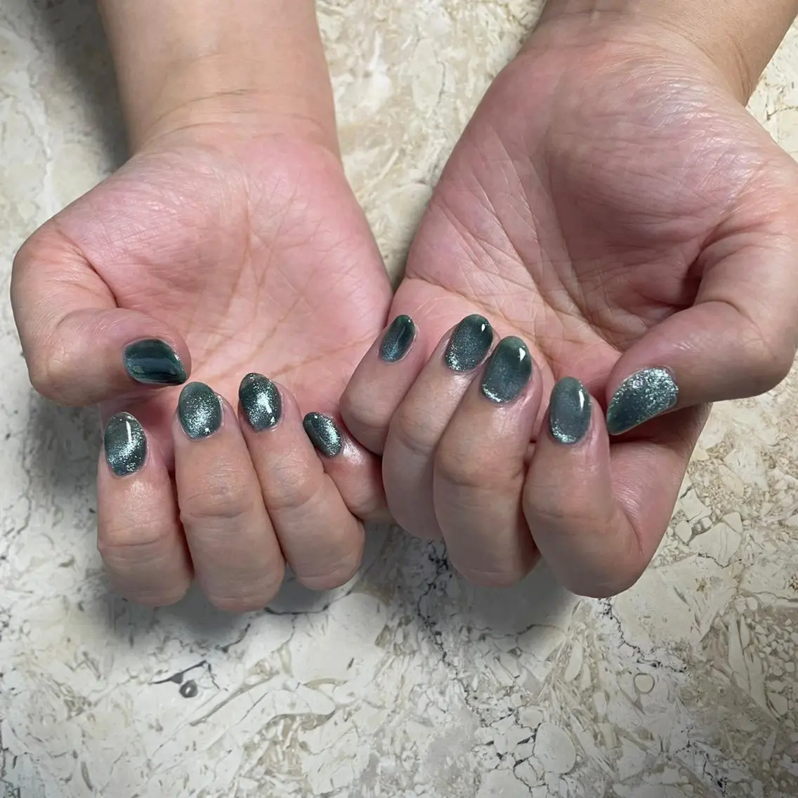 ネイル アニマル柄 アートネイル オーロラネイル ボルドー フラワーネイル ハンドネイル nail salon mieux(ミュー)のマツエク・マツパデザイン
