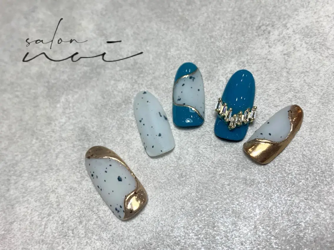 ネイル グリーン salon noiのネイルデザイン