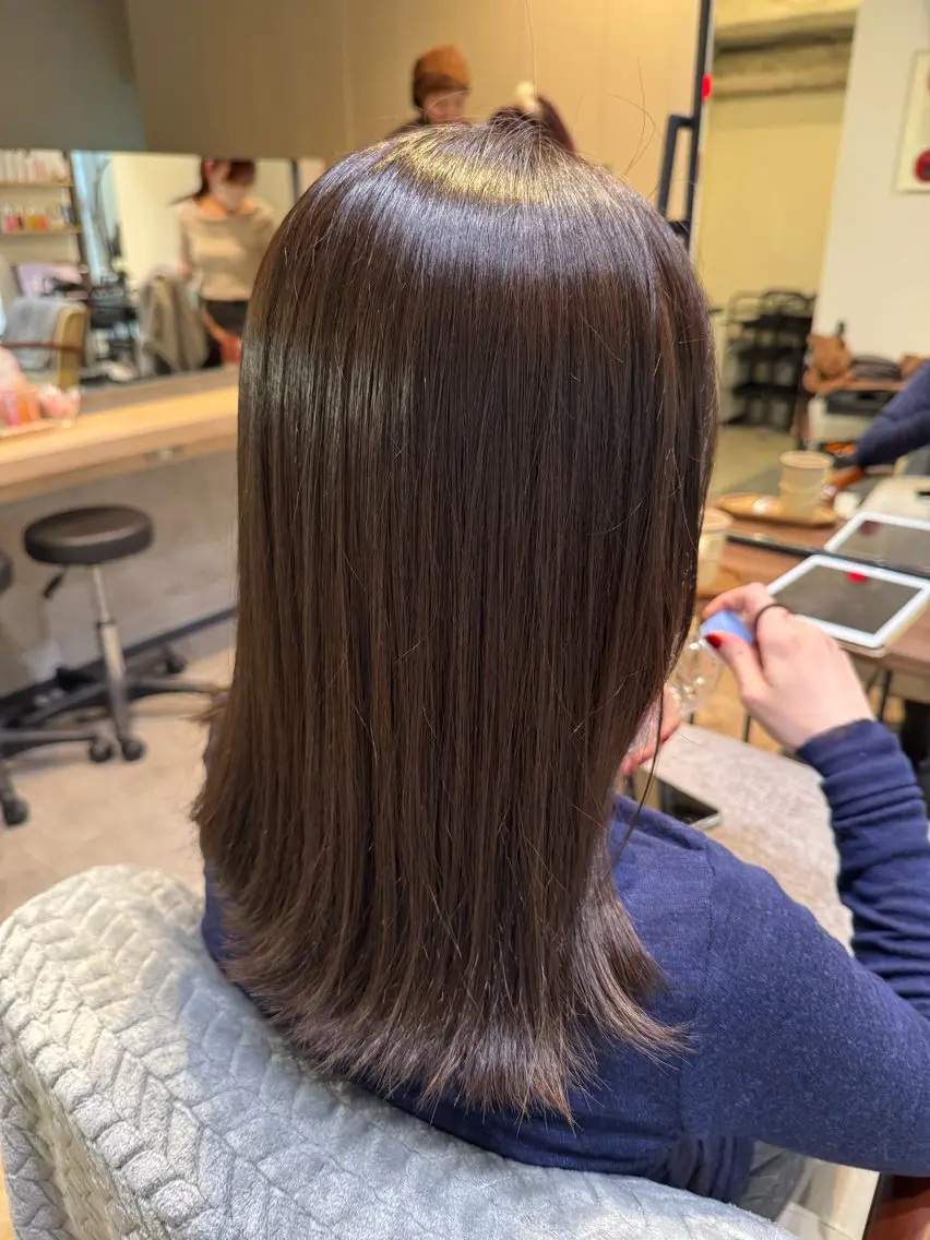 ミディアム カラー カット 縮毛矯正 トリートメント 新宿 / Aujua ソムリエ🫧森田涼介のヘアスタイル