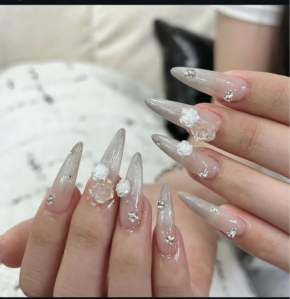 ネイル フットネイル グラデーション キラキラネイル マグネットネイル シンプルネイル ハンドネイル Lina nailのネイルデザイン