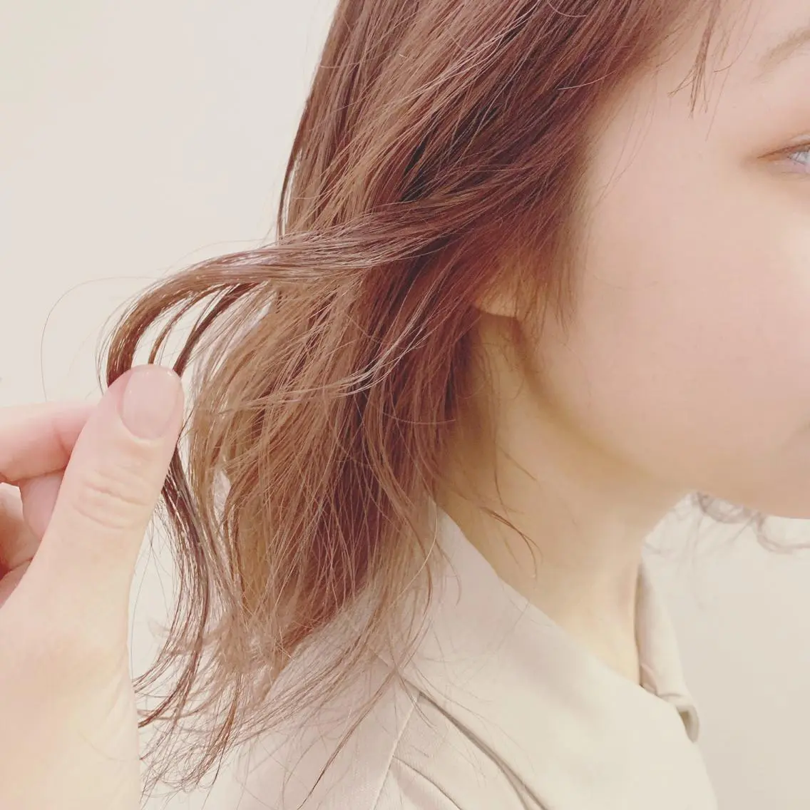 ミディアム カラー ヘアアレンジ ヘアカラー トリートメント rico_by ヘアとアイブロウの眉毛・アイブロウイメージ