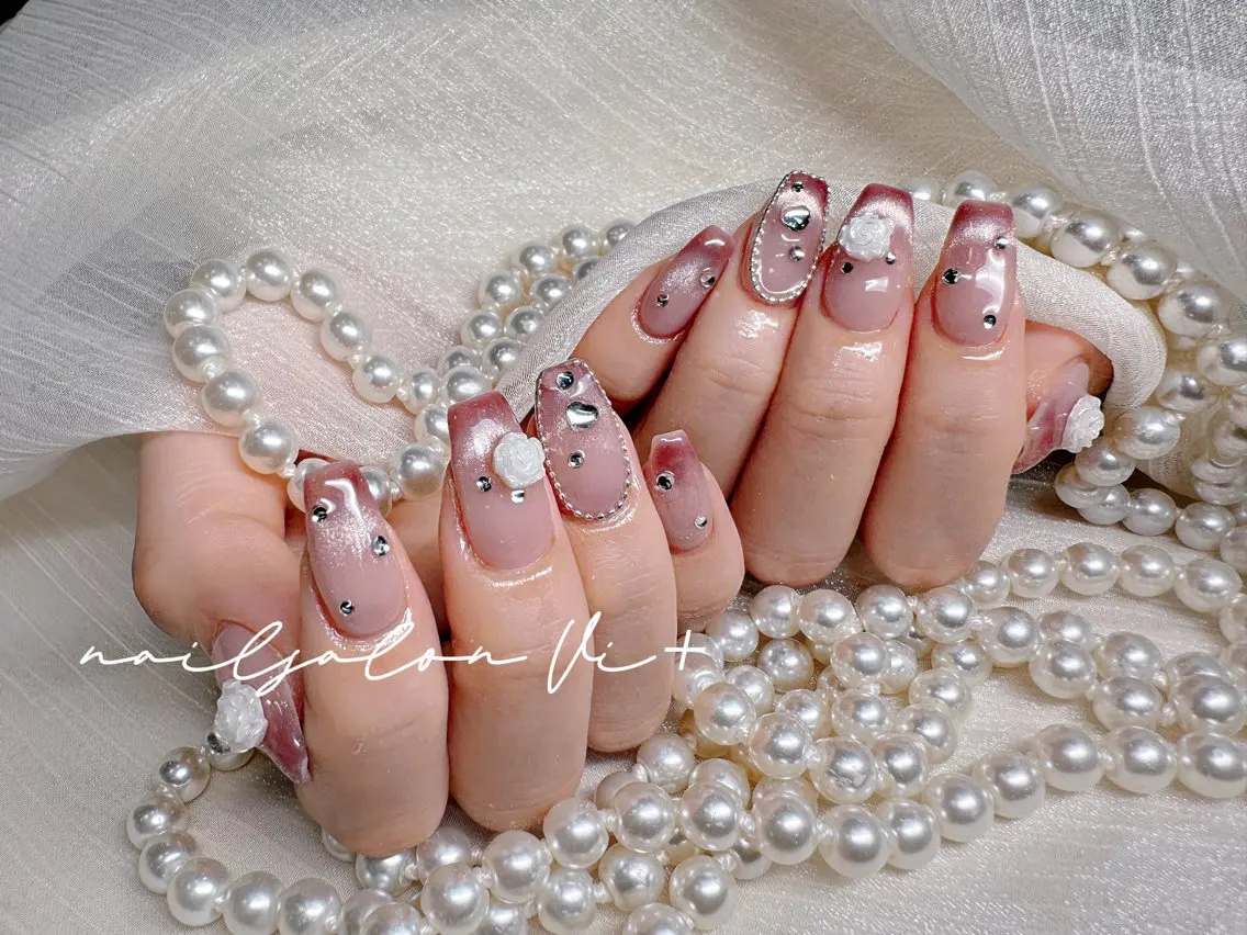 ネイル ハンドネイル ✨Nailsalon Vi+✨のネイルデザイン