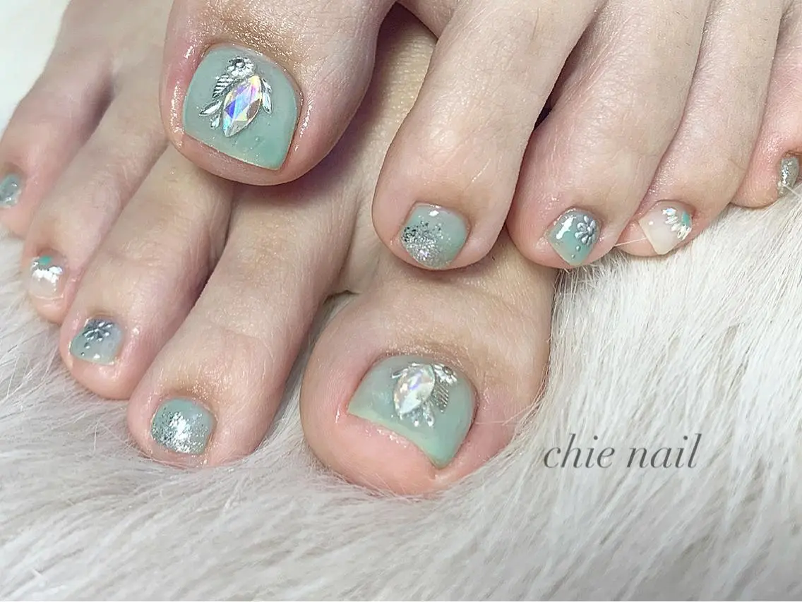 ネイル 森ノ宮❤︎ chieのネイルデザイン